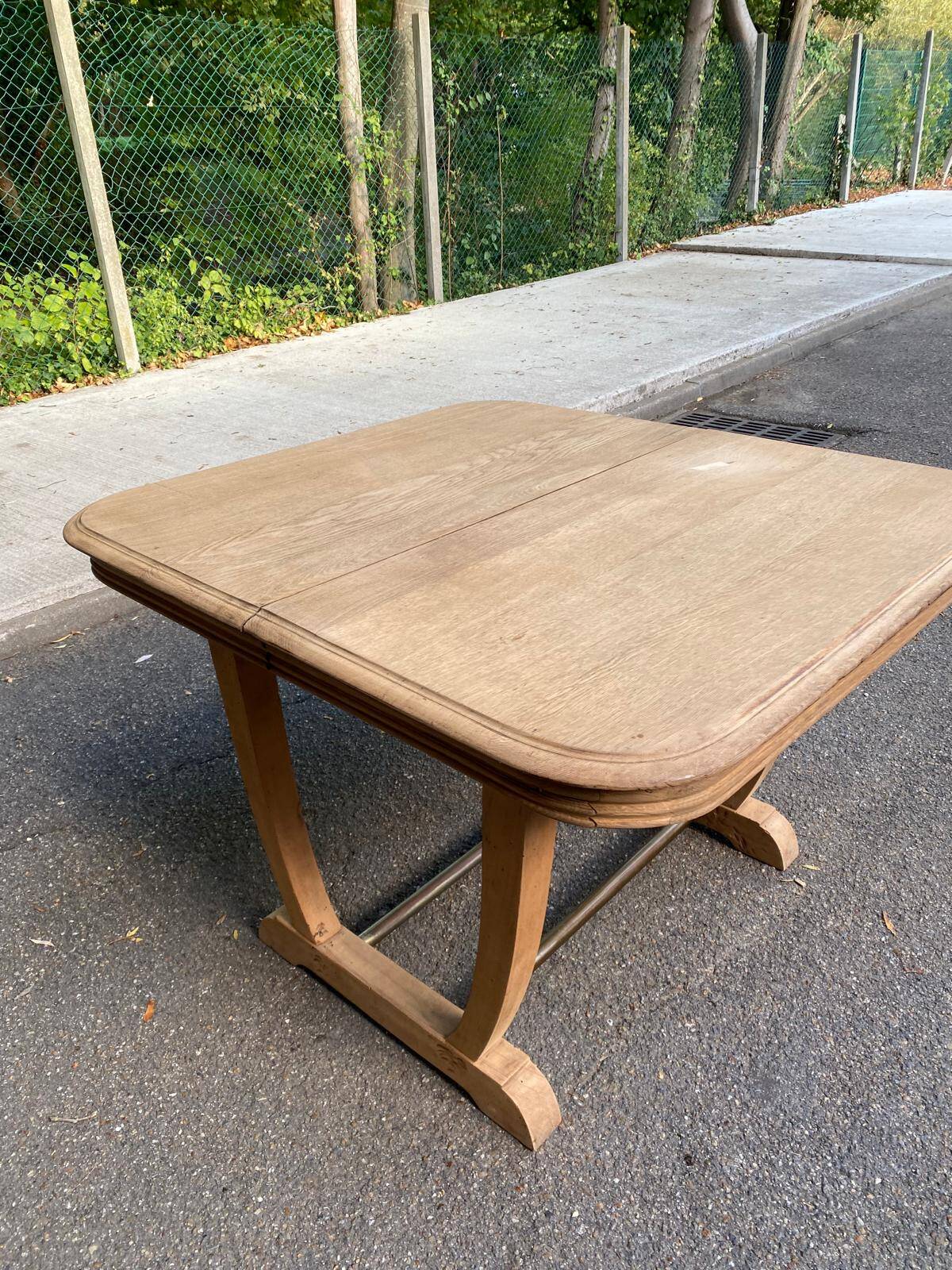 Art Deco extendable dining table with a central pedestal, stripped, made of solid oak 193.