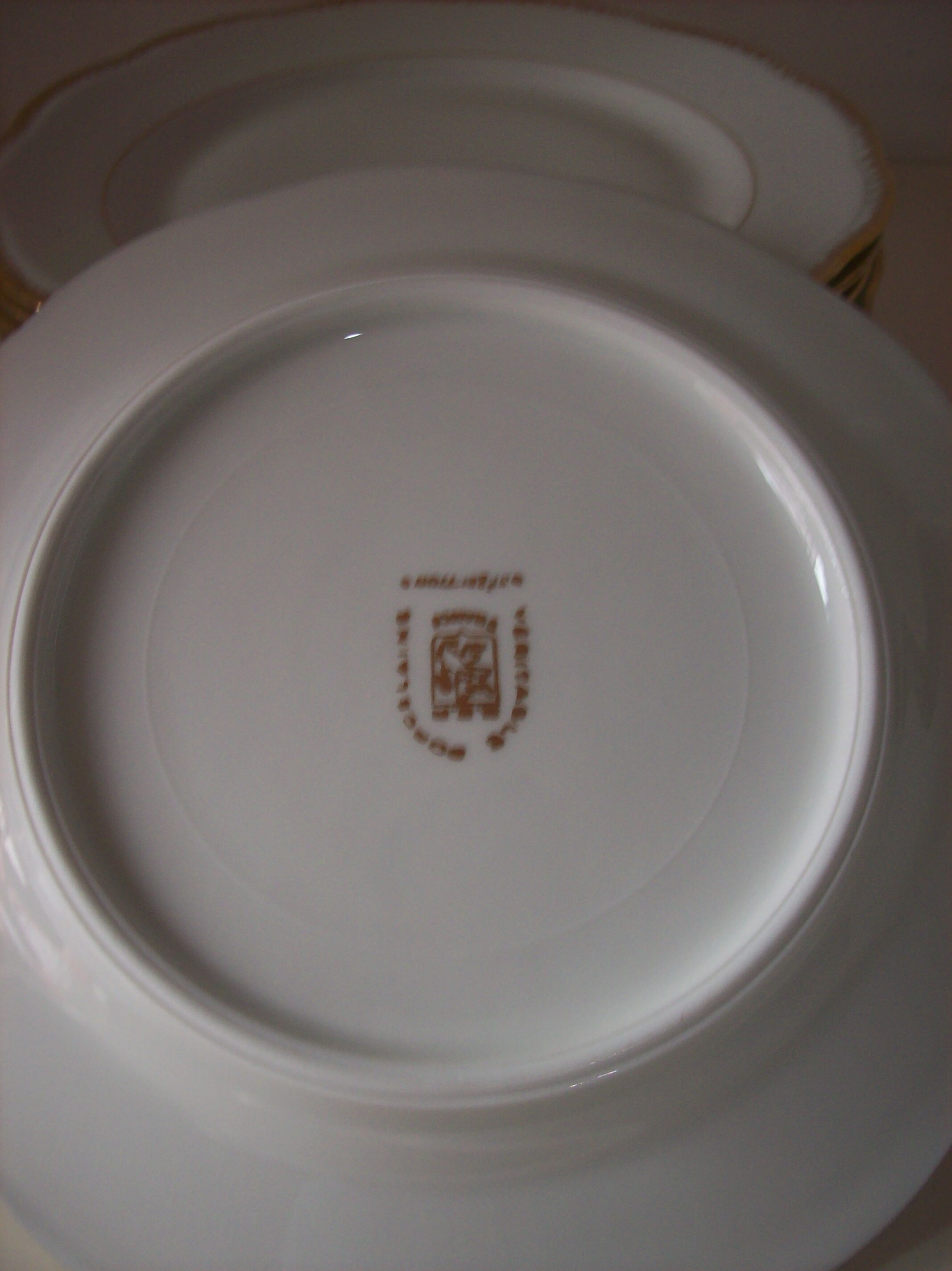 Porcelain dessert plates