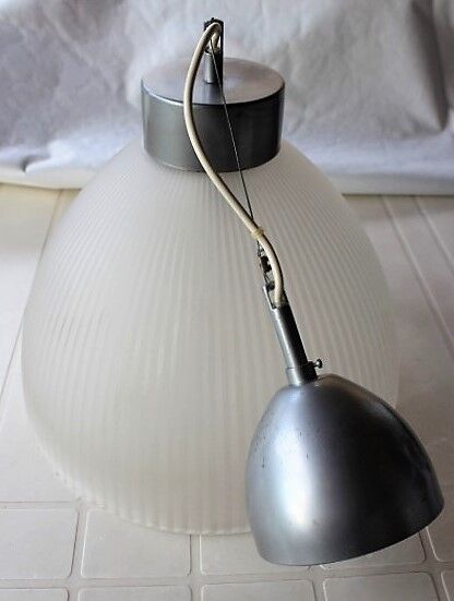 Industrial glass and metal suspension