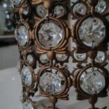 Hanging lantern light