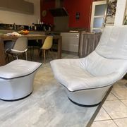 Swivel lounge chair ottoman footrest leather Mantis Gerard Van den Ber