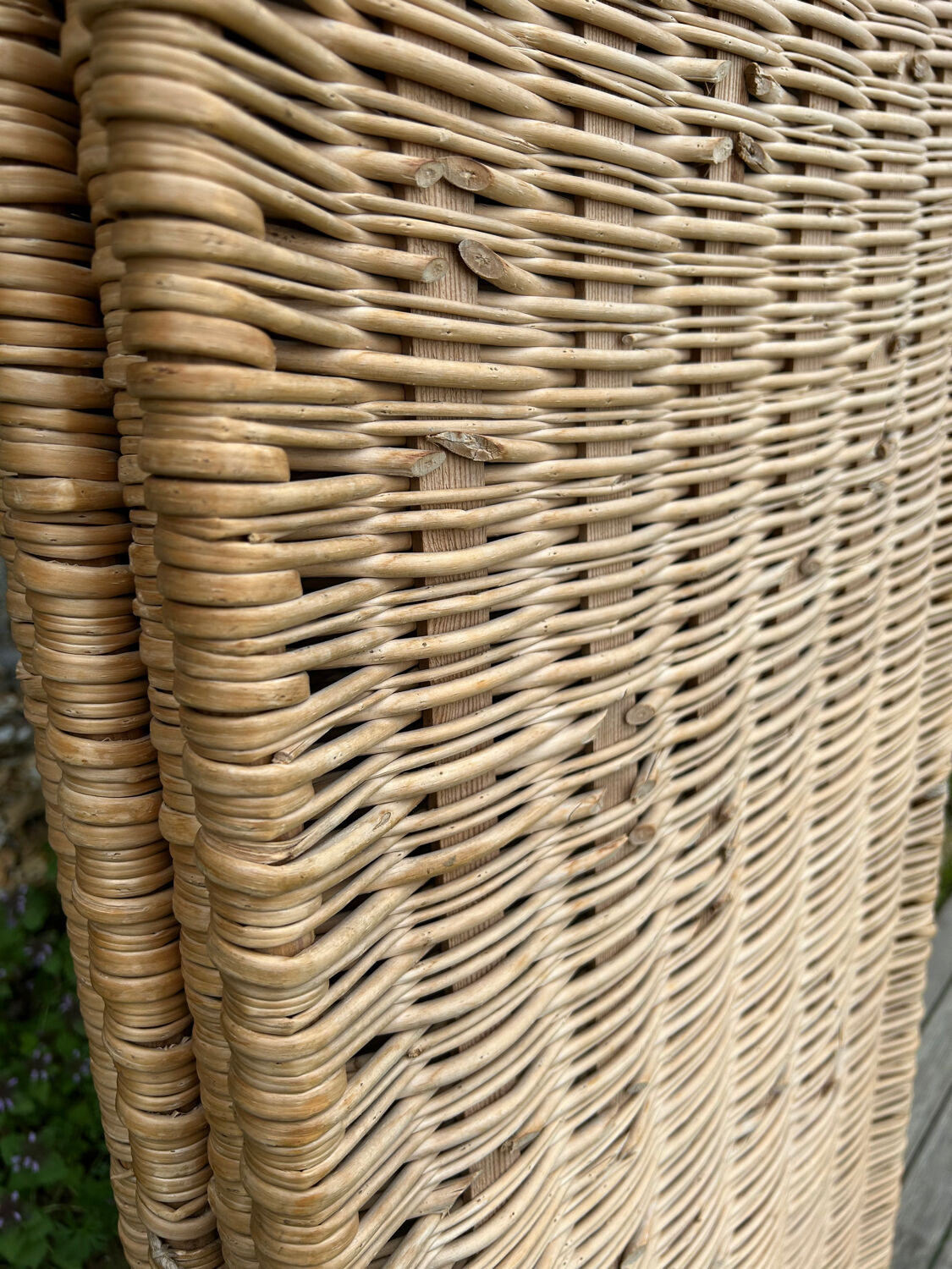 Vintage 1960s woven wicker screen