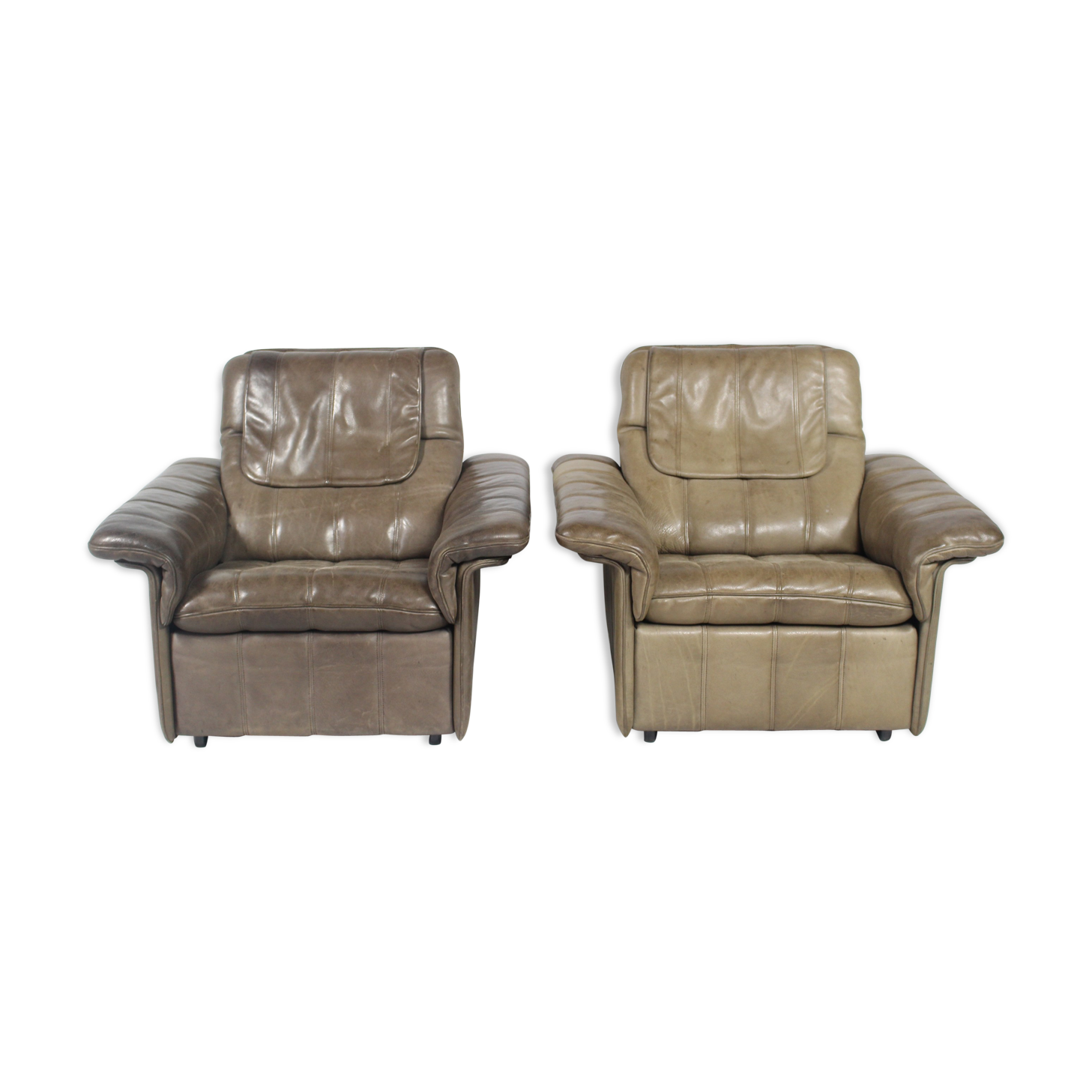 Pair of buffalo leather lounge chair 1970's