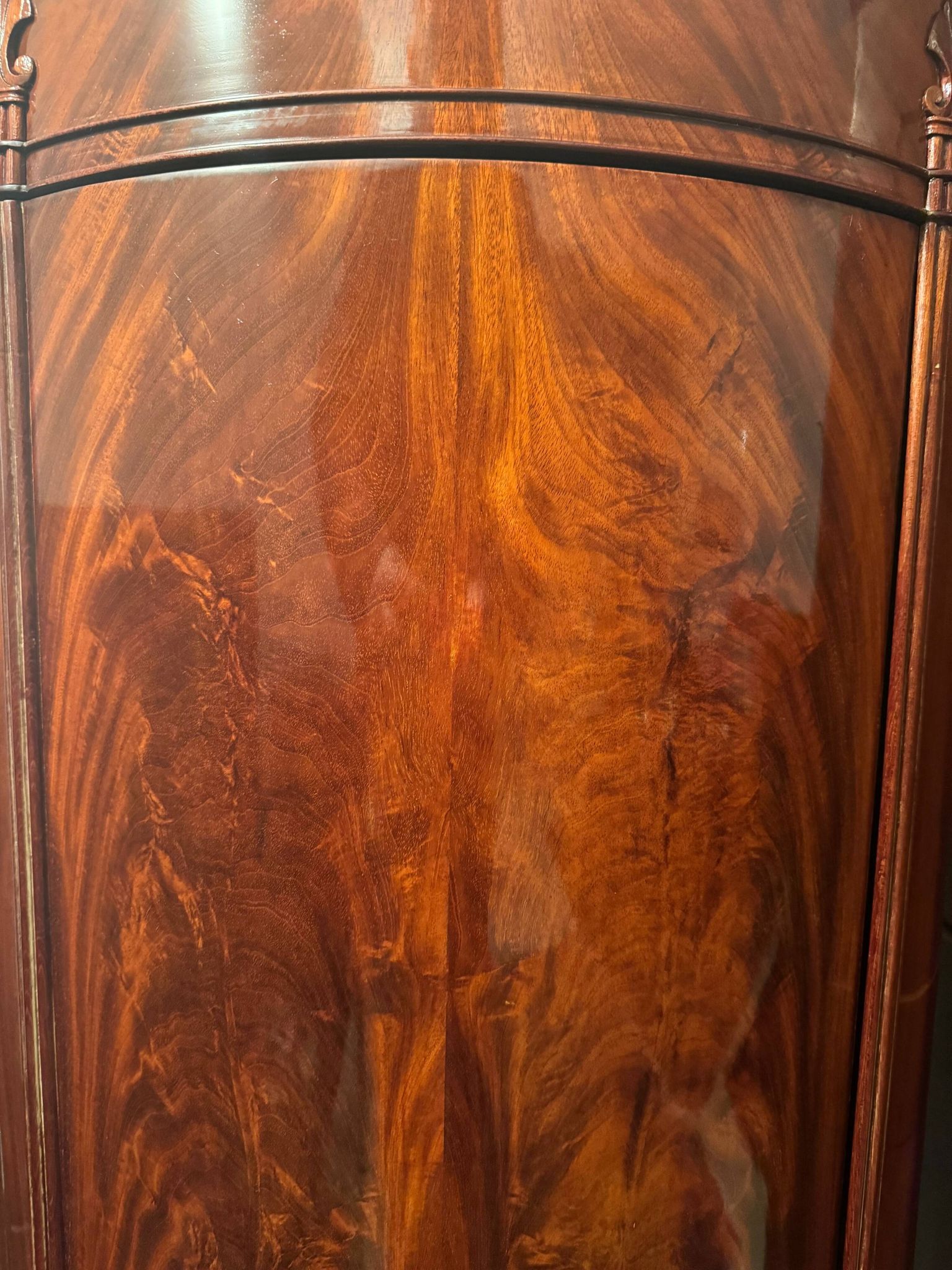 Somno “Column” or Cylindrical Cabinet, in flamed mahogany, Copenhagen, 1830-1840