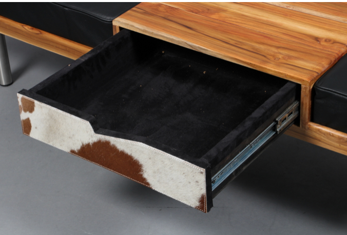 Scandinavian bench bench with center drawer