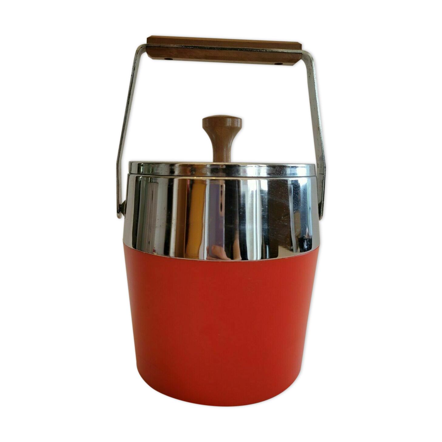 Ice bucket ice 70