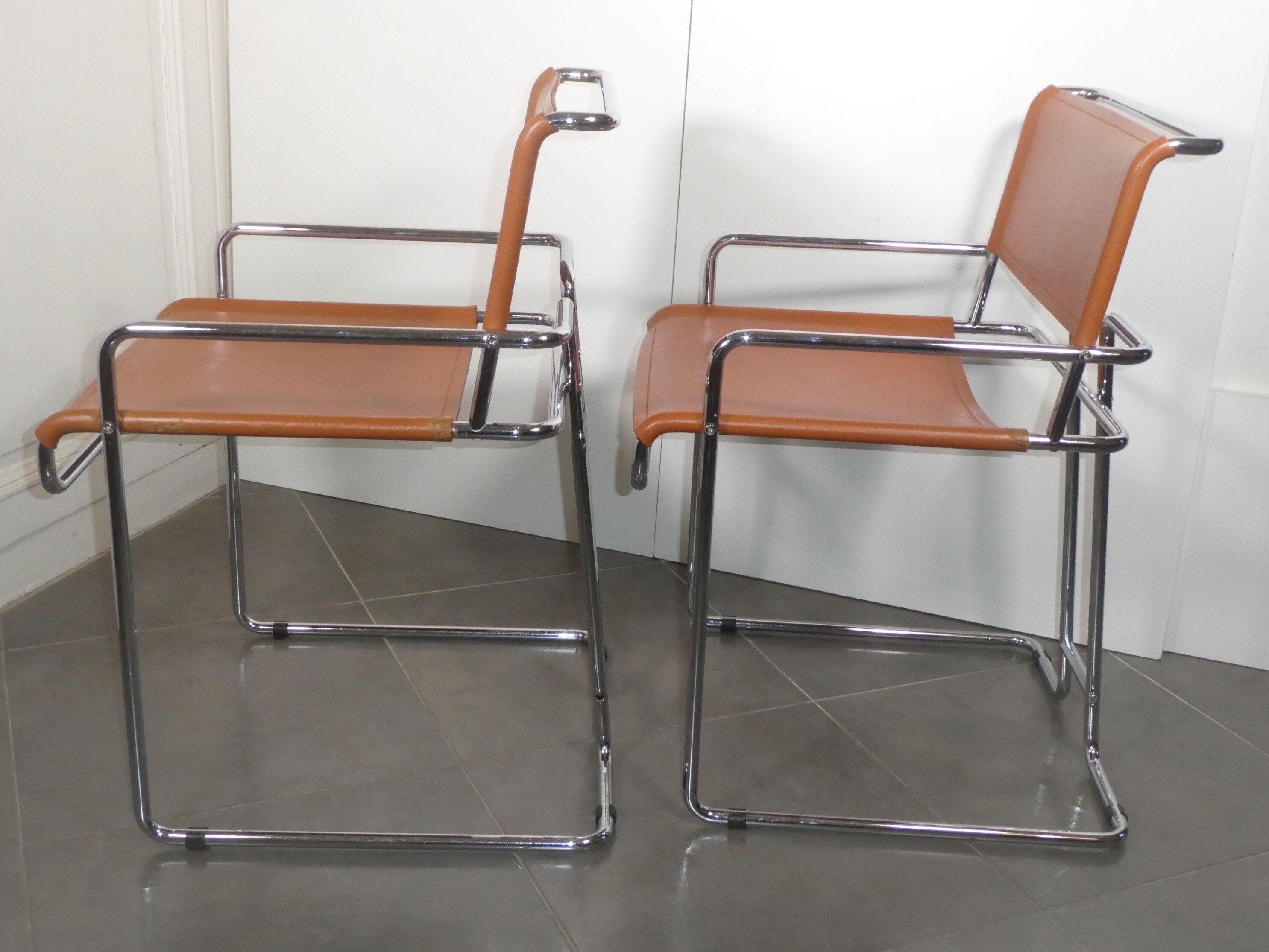 Fauteuils Mariani