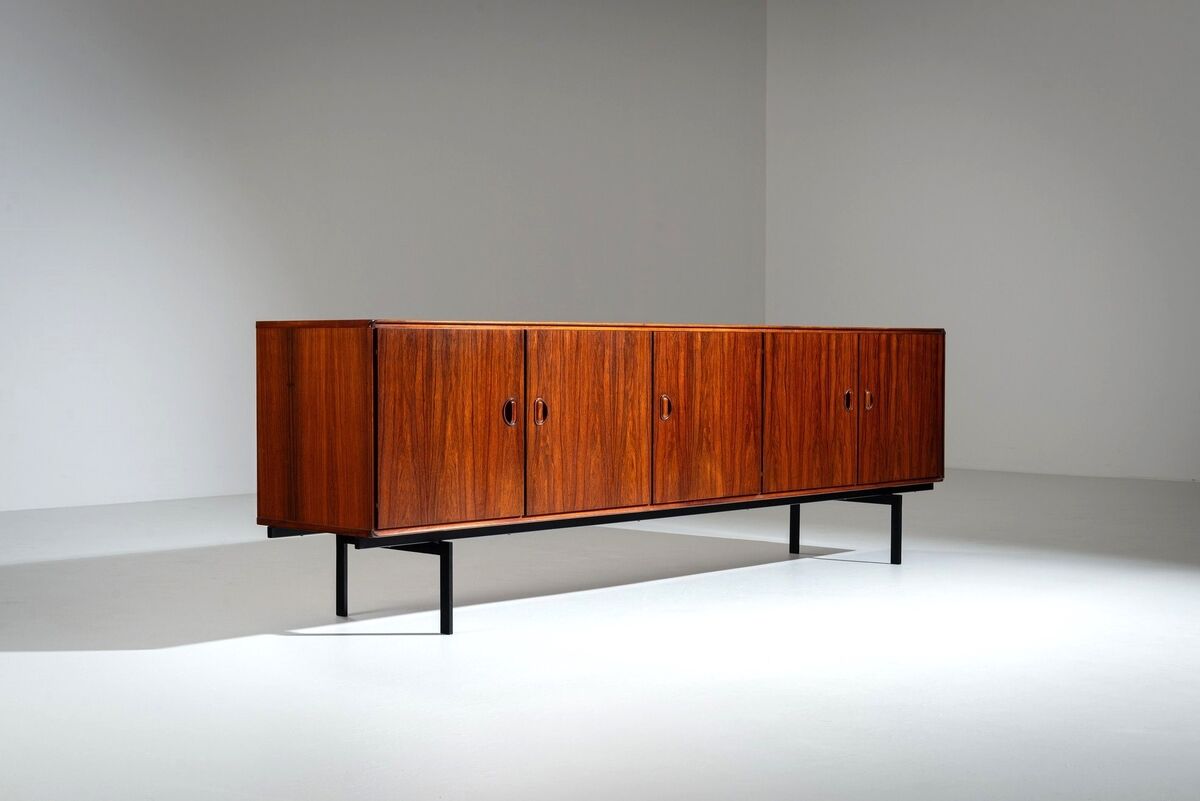Fristho Franeker large sideboard in rosewood The Netherlands 1960