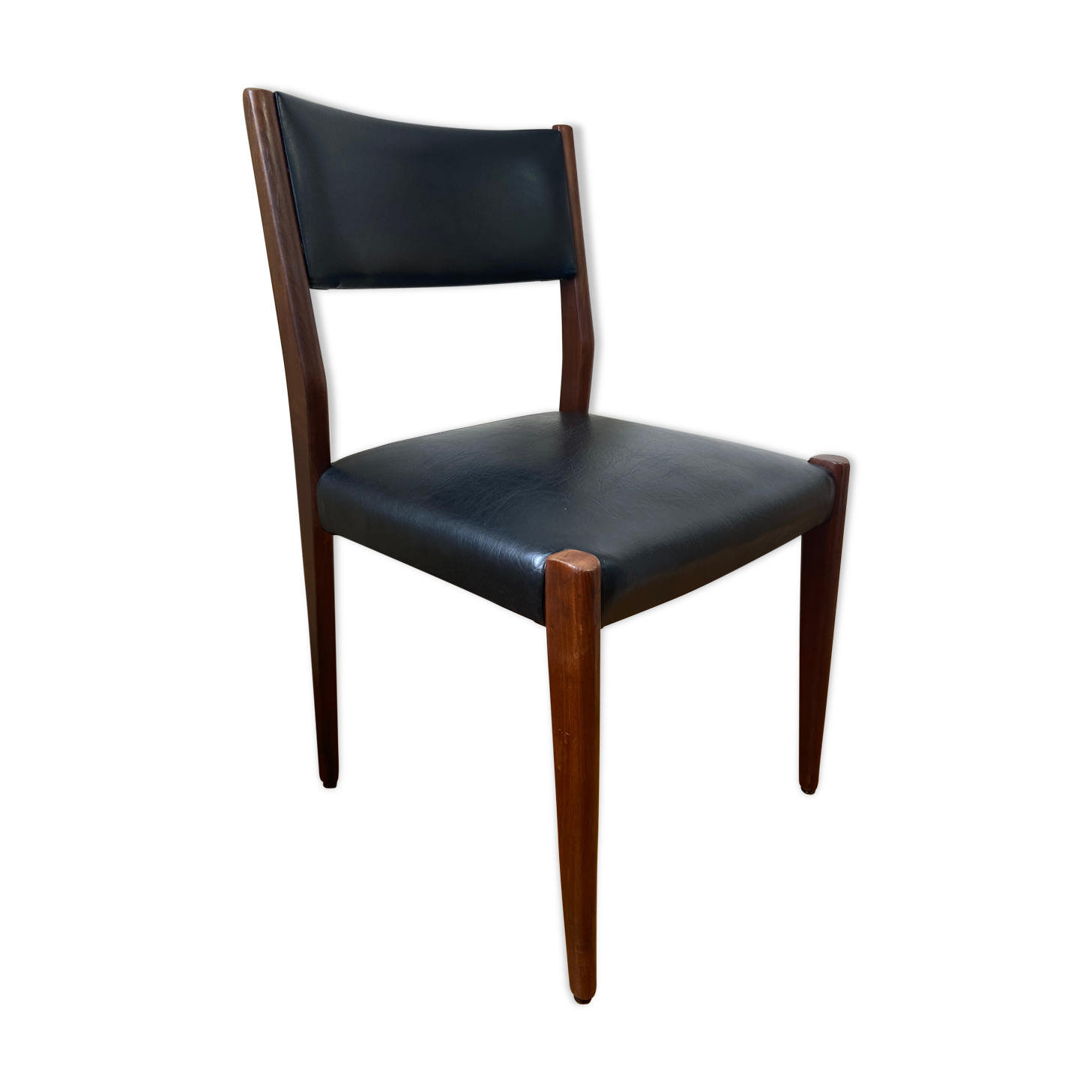 Scandinavian chair made of wood and skai