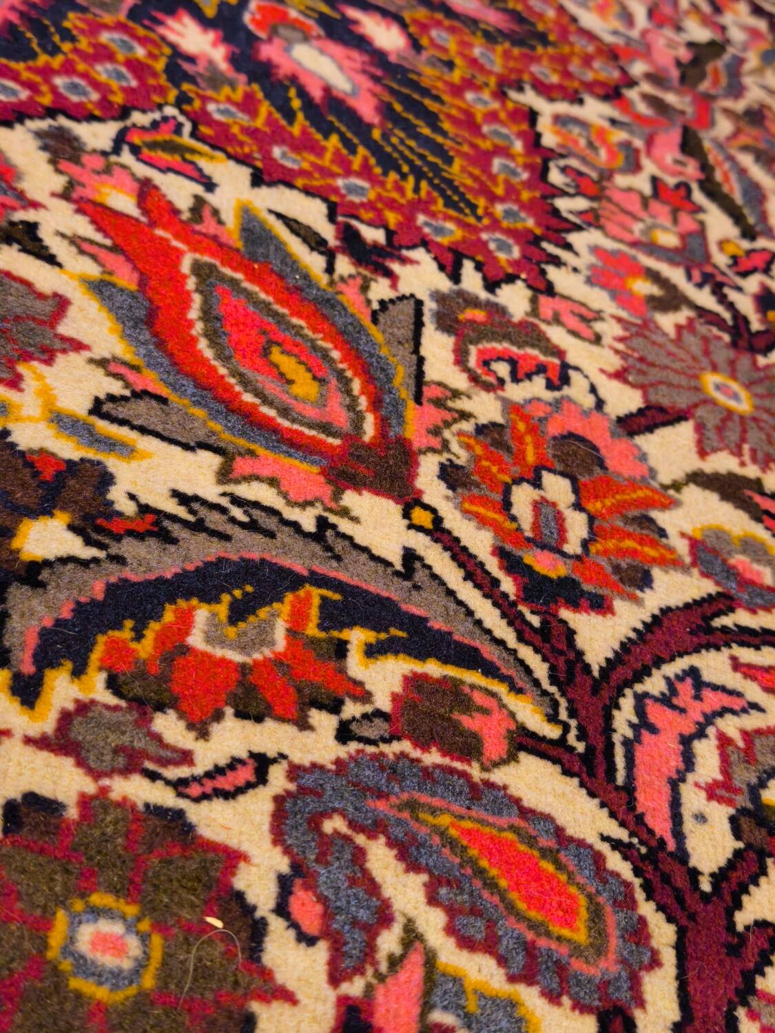 Hand-knotted Bakhtiari Persian carpet from Iran.
