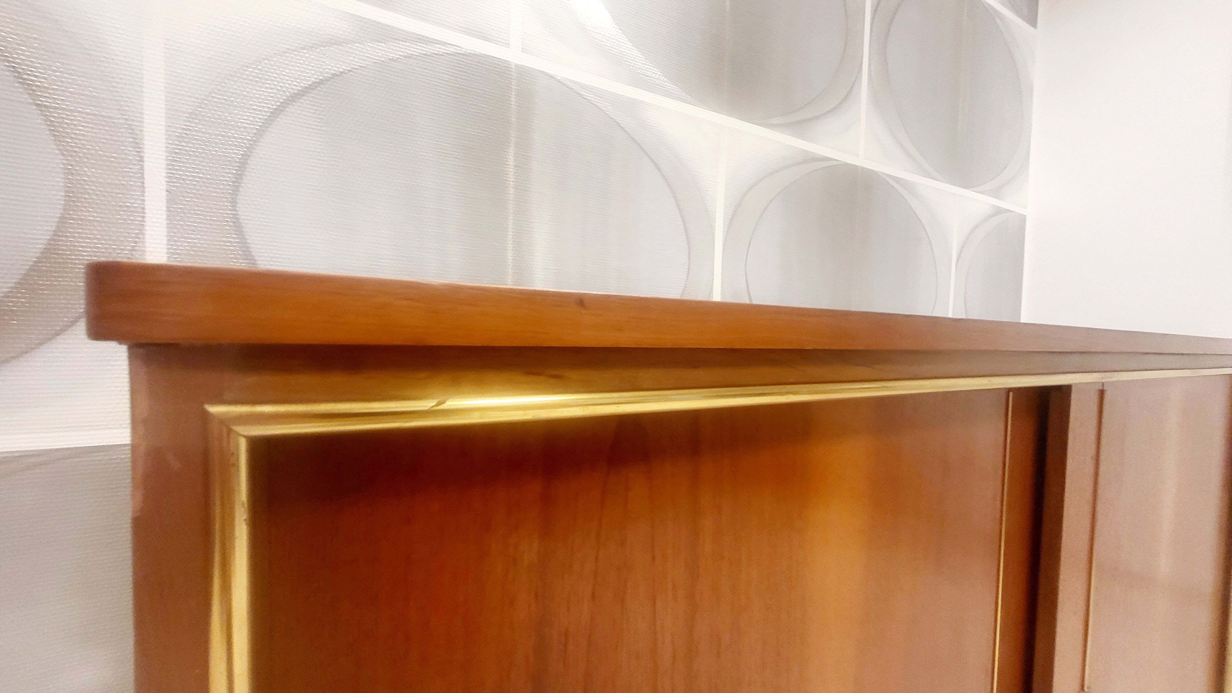 Rockabilly vintage cabinet