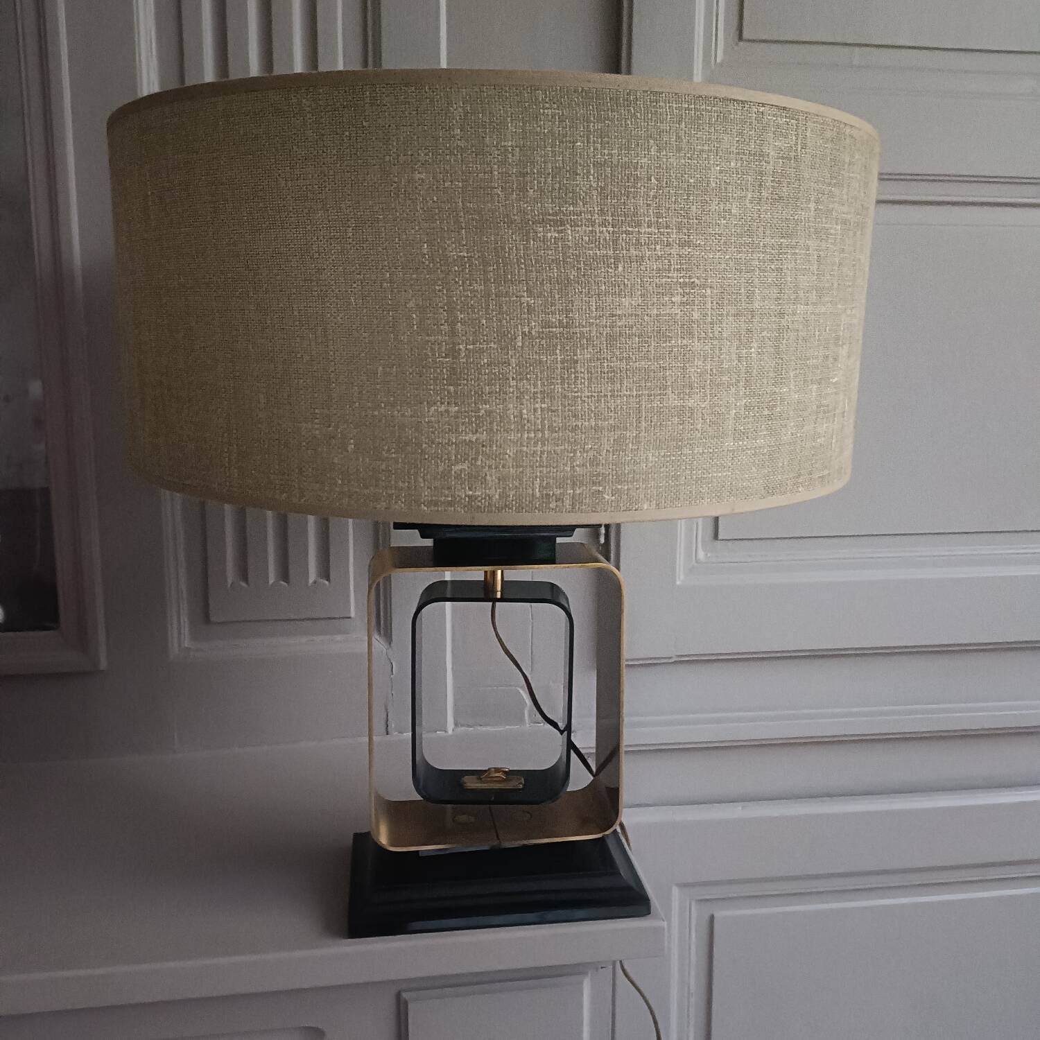 Vintage 70s graphic design lamp