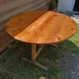 Harvester's table, pine harvest