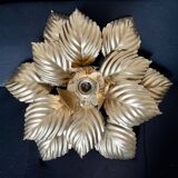Golden flower wall lamp