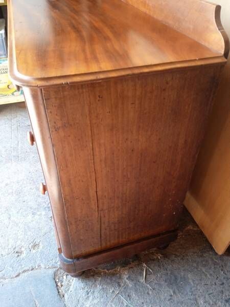 Commode anglaise ancienne vintage