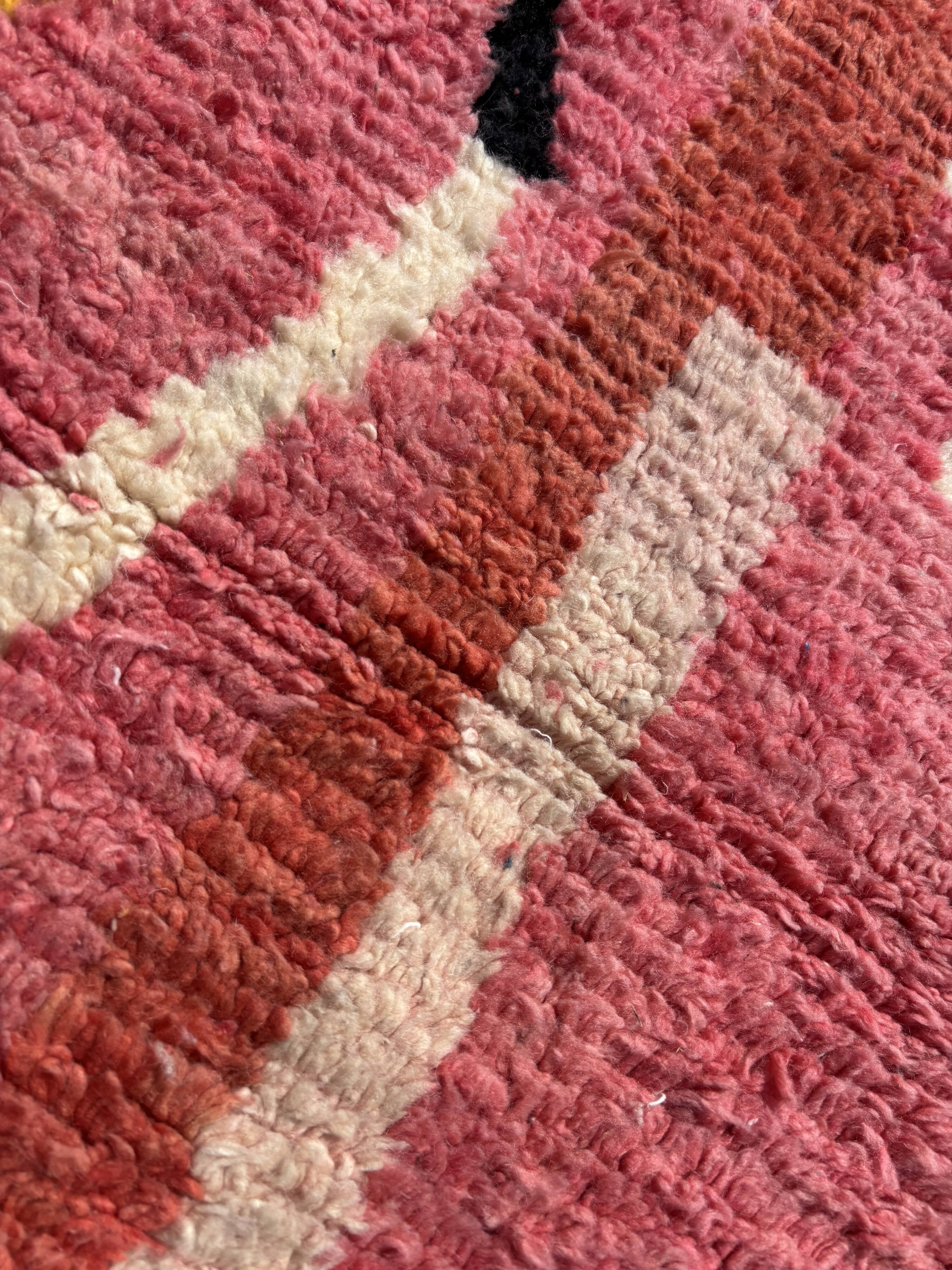 Vintage Boujad wool rug – 160 x 260 cm – Handmade in Morocco