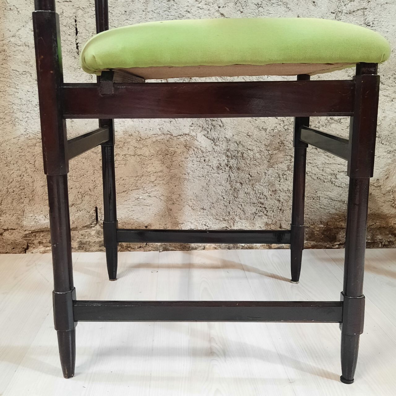 Six 50's chairs - varnished wood