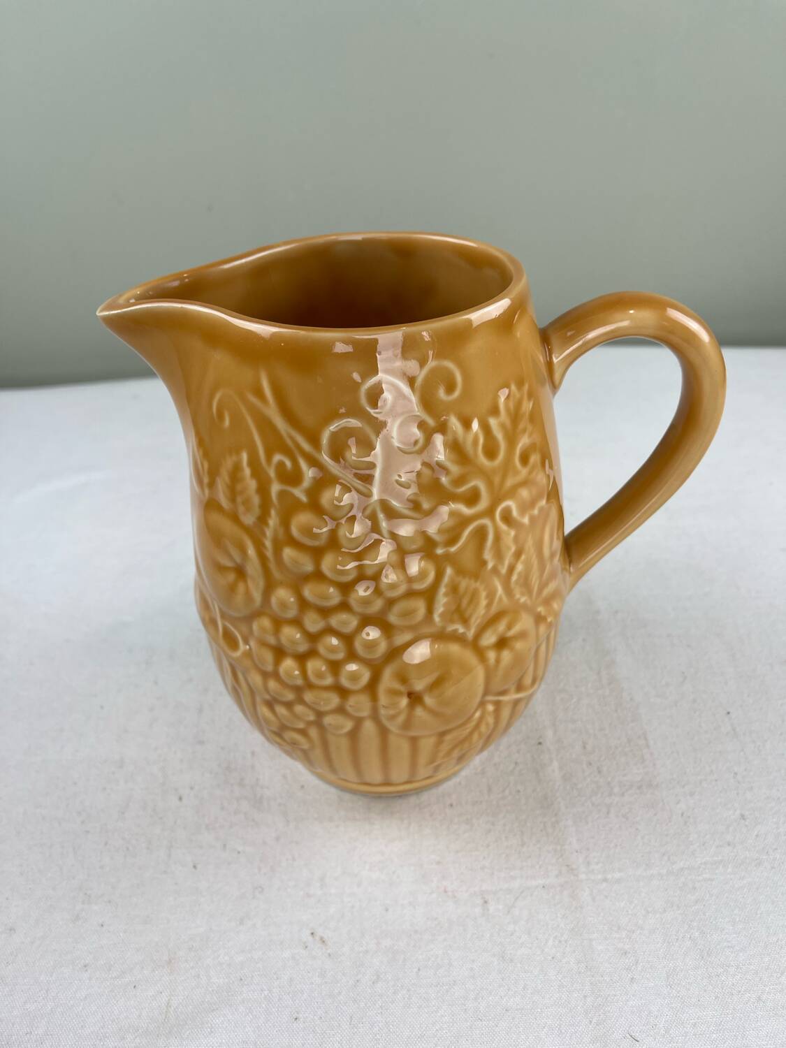 Earthenware carafe
