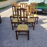 Chaises en bois et paille