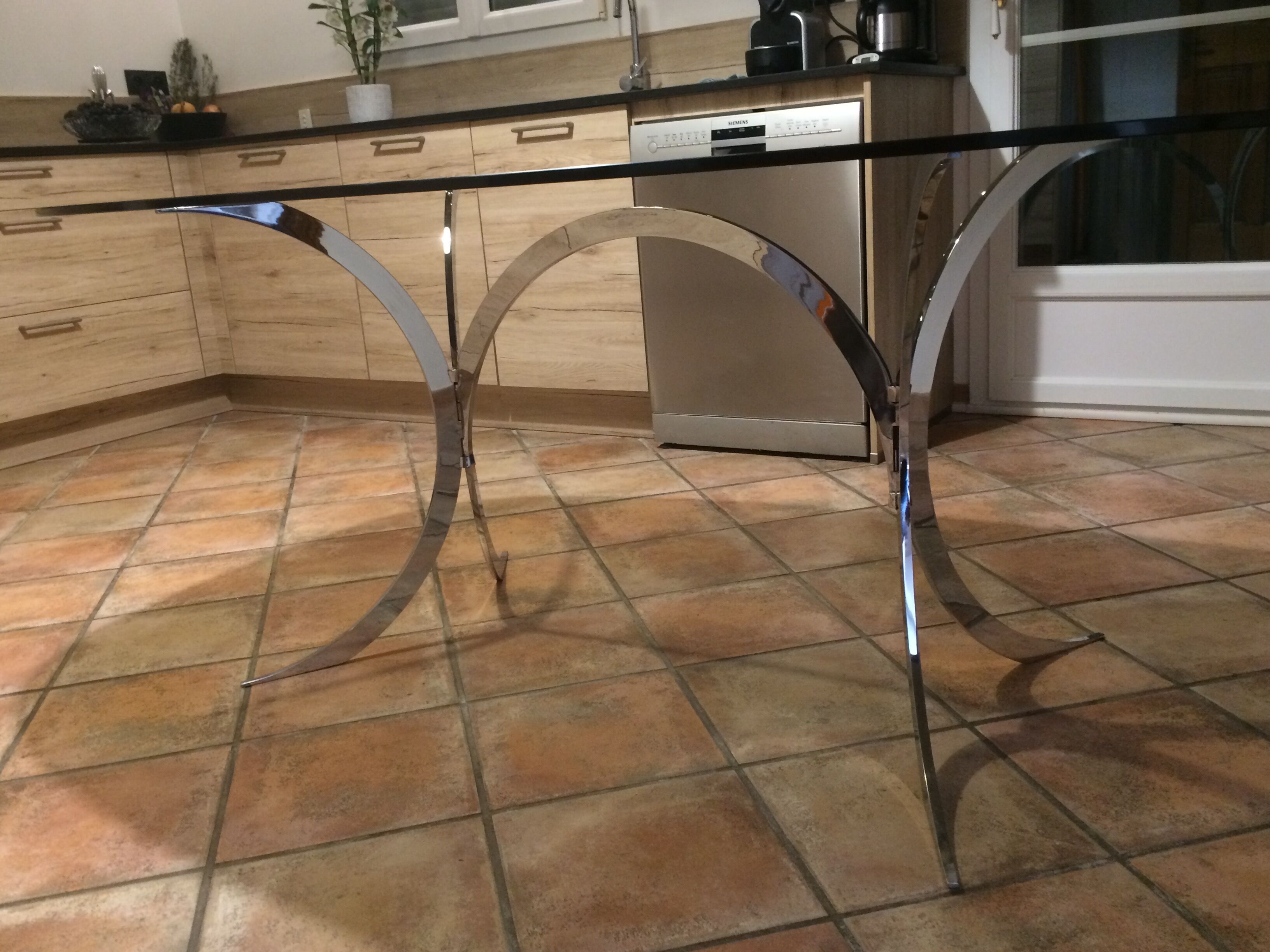 Set table and 4 chairs Boris TABACOFF. 1970.