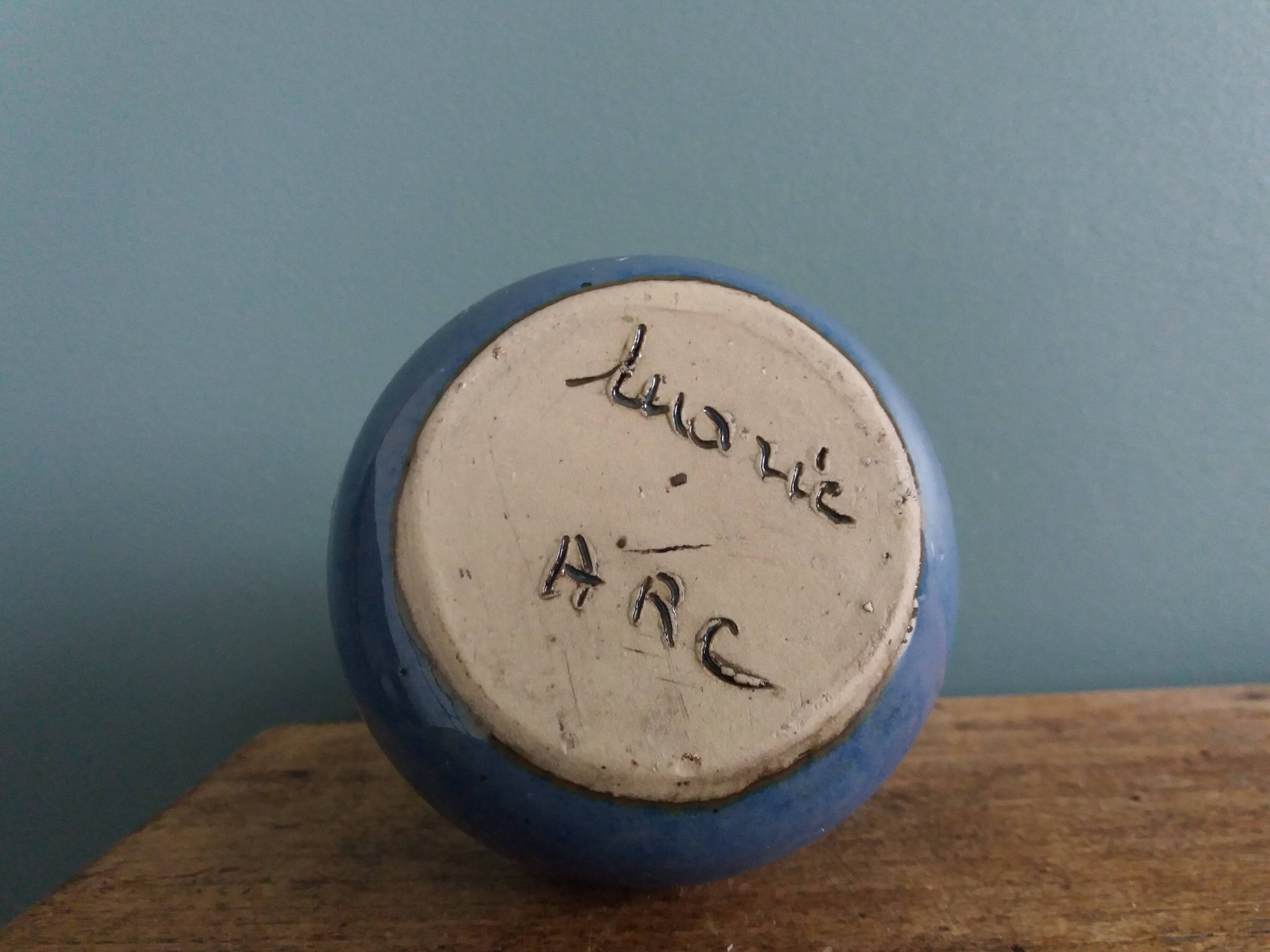 Signed vase, handmade ceramic