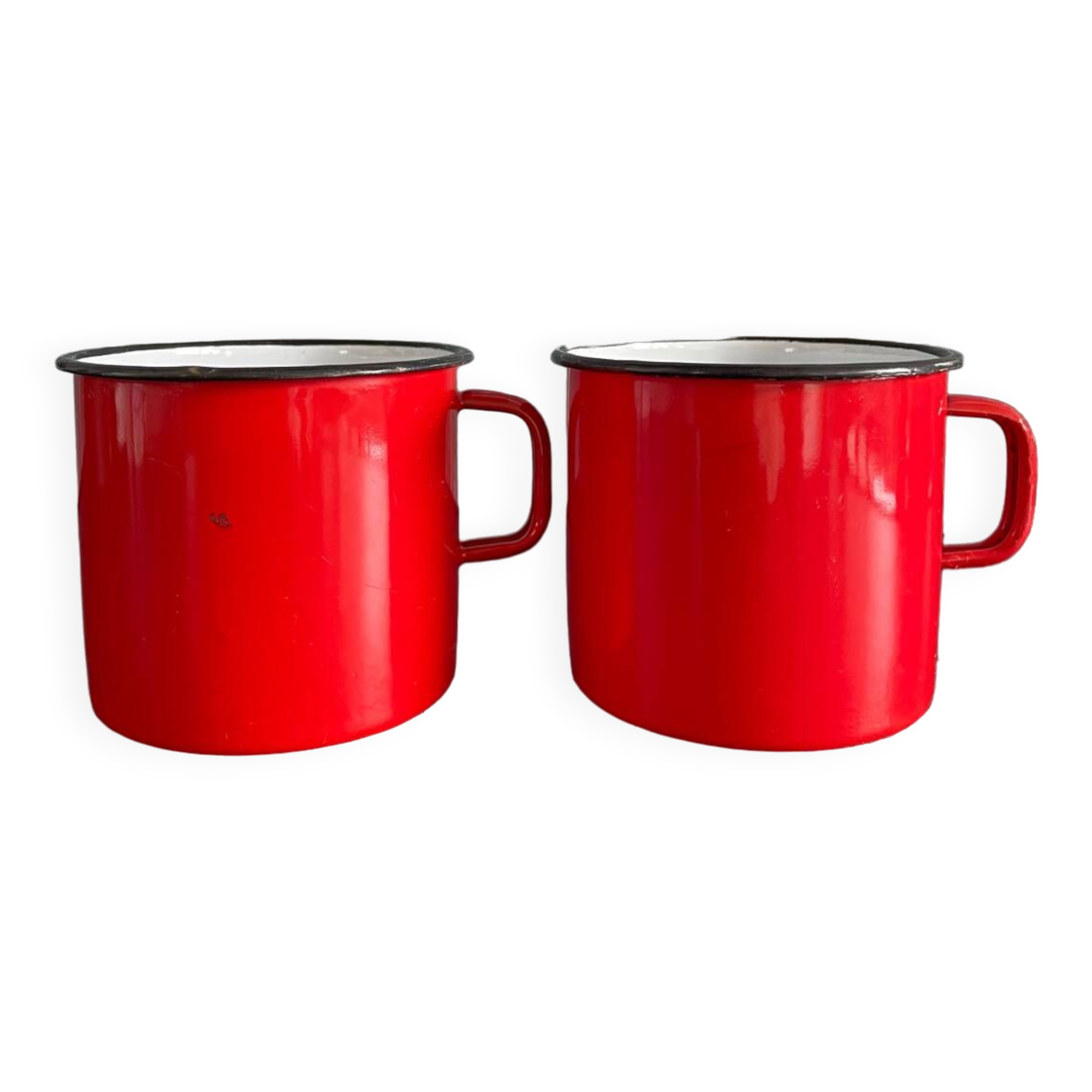 Red enameled sheet metal mug
