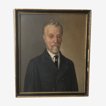 Portrait signed oil , date 19th ieme