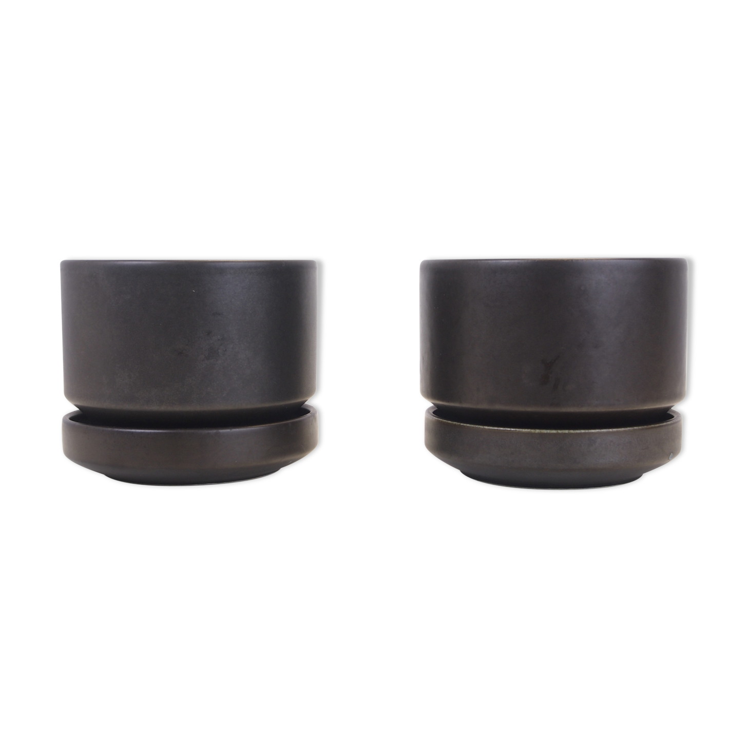 Pair of vintage Arabia Finland flower pots by Richard Lindh