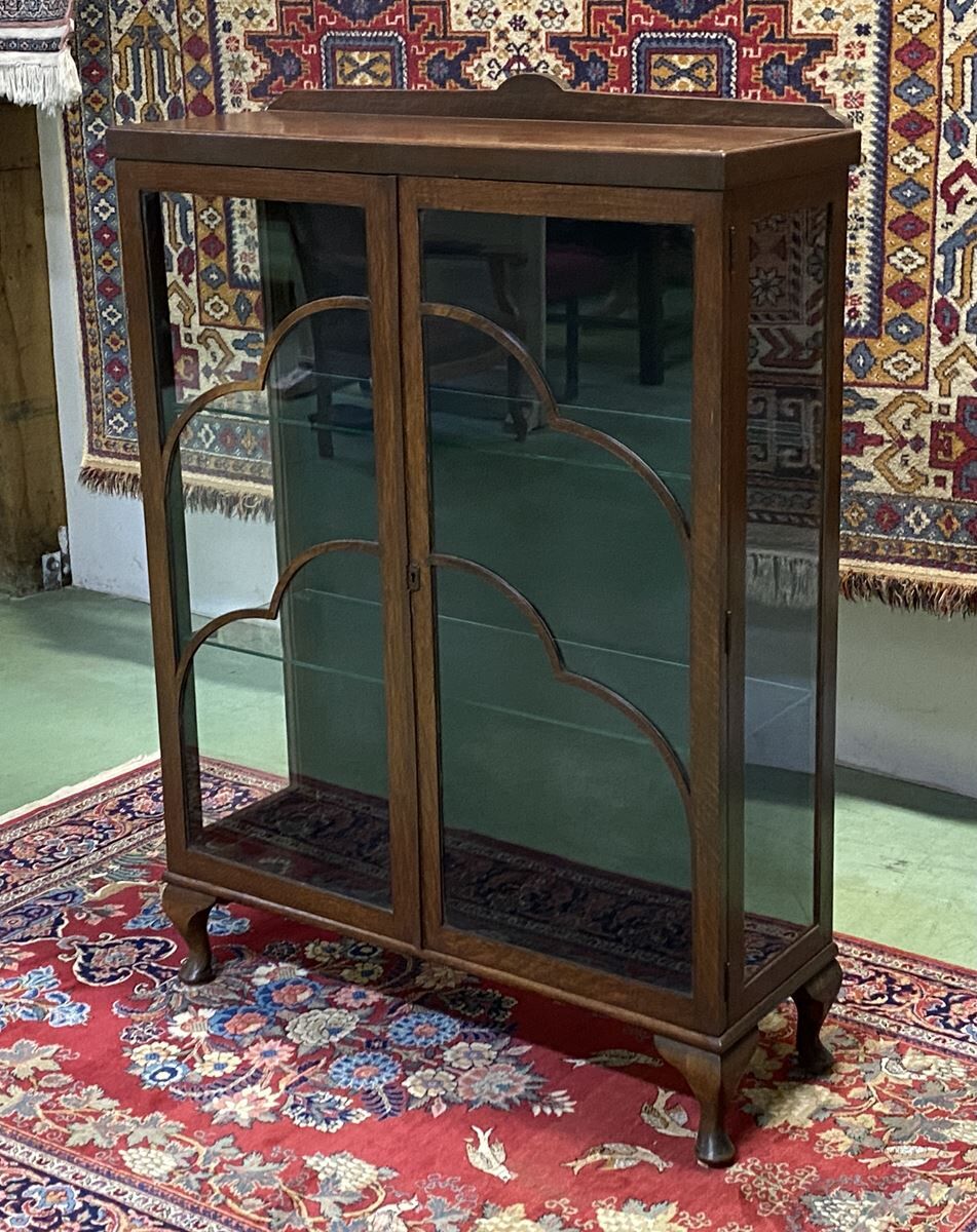English Art Nouveau showcase, early 20th century