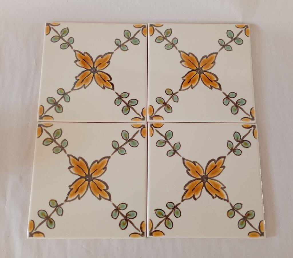 Set of 4 Vintage Portuguese Tiles 15x15 cm  Authentic Hand-Painted Majolica