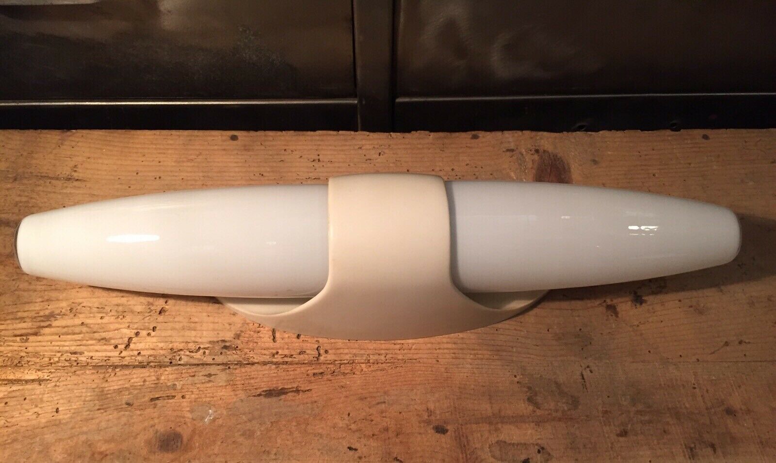 Shell wall lamp in white opaline BO Niko Belgium 1960s