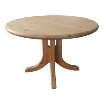 Round table in solid pine Rainer Daumiller