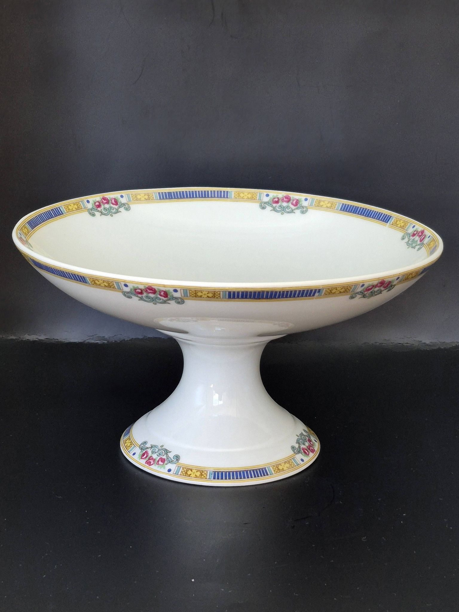 Fine porcelain compote from Limoges Bernardaud & Cie – Art Deco – A712