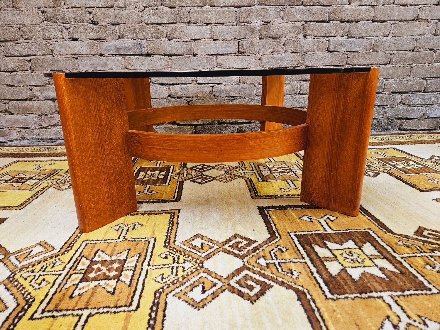 Coffee table in glass and bentwood 1970