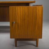 Executive Desk Model 209 in Teak by Arne Vodder for Sibast, 1955
