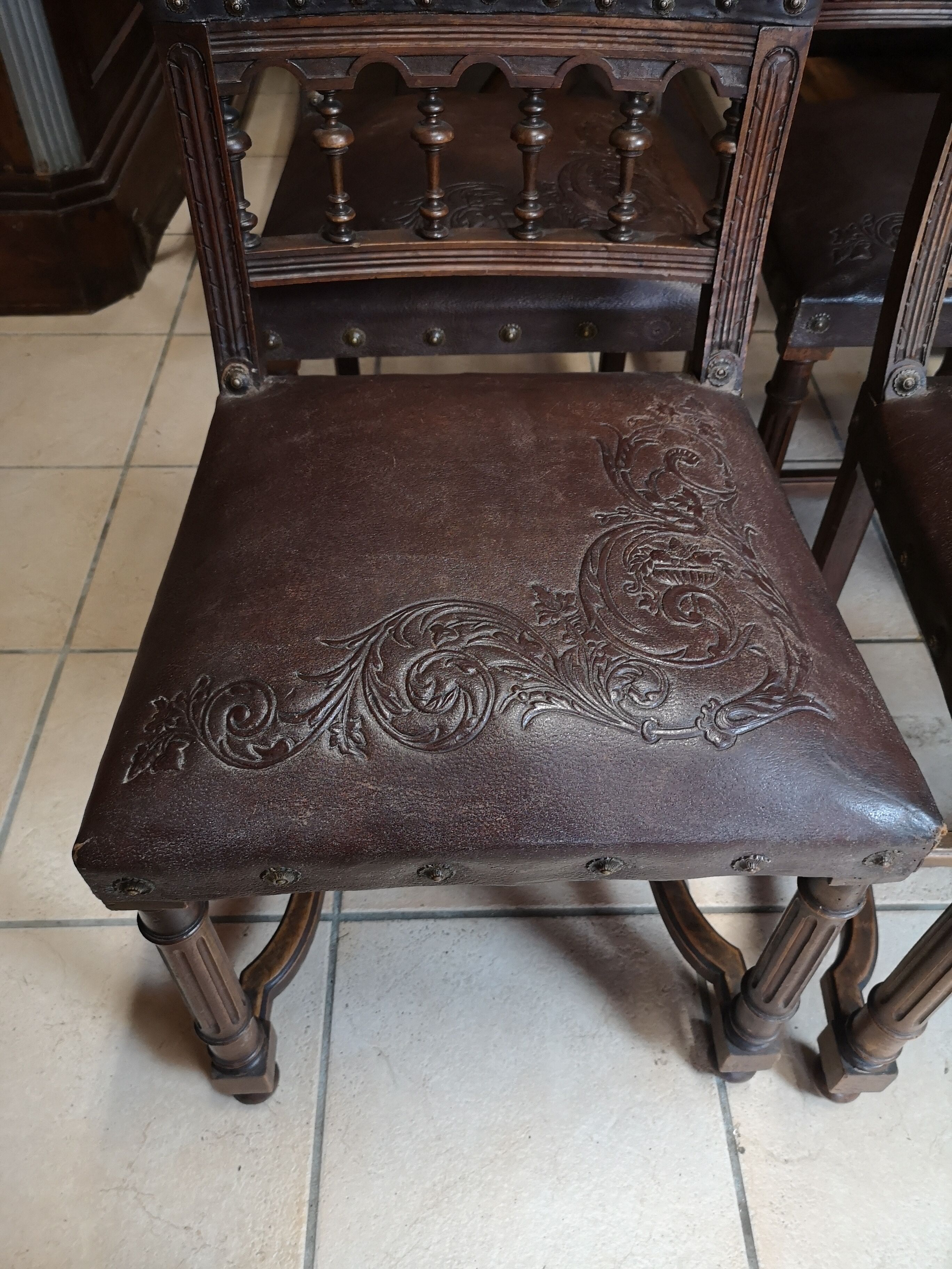 Lot of 6 chairs Henri II