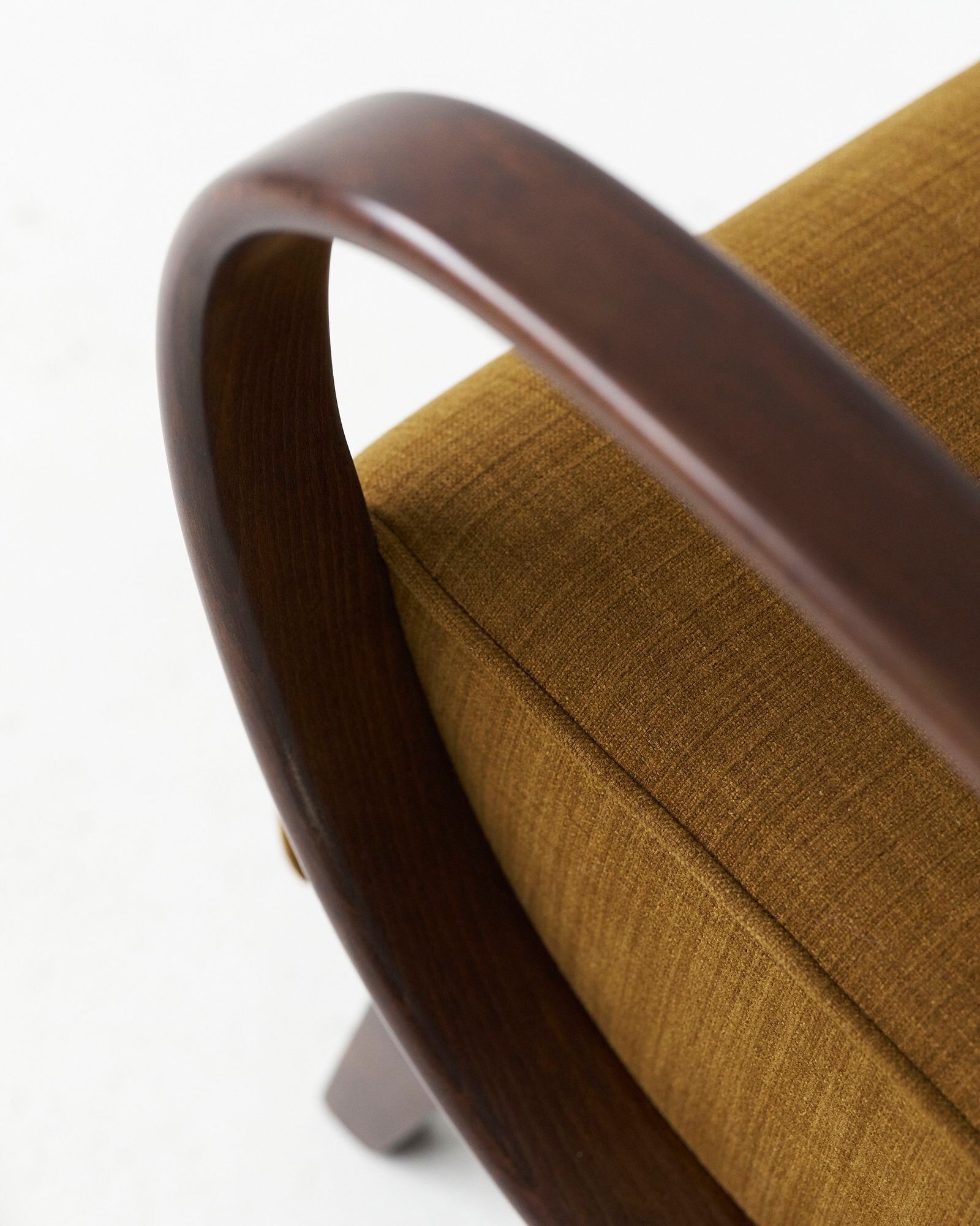 Jindrich Halabala H-410 armchair, 30's