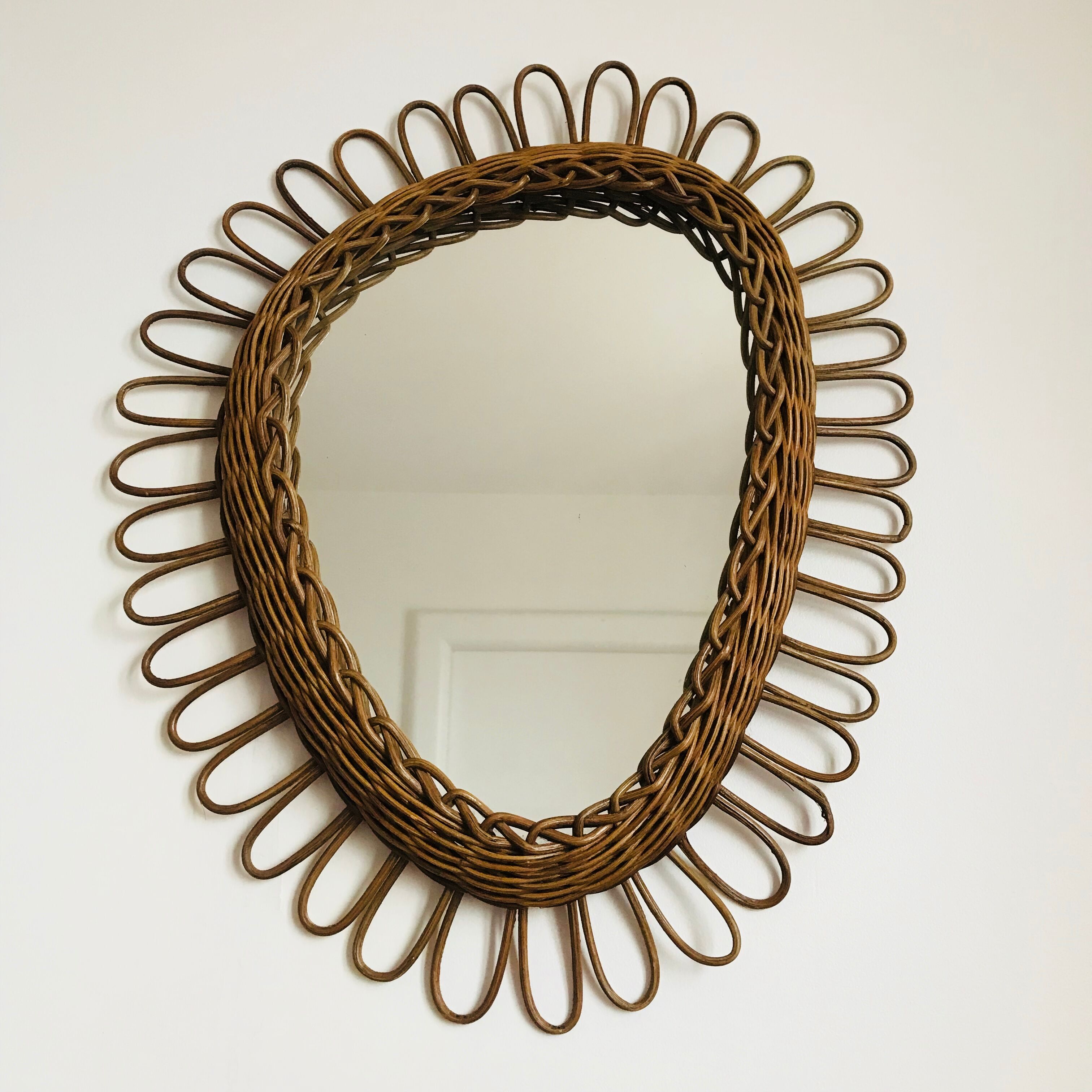 Miroir rotin forme rétroviseur 49x60cm