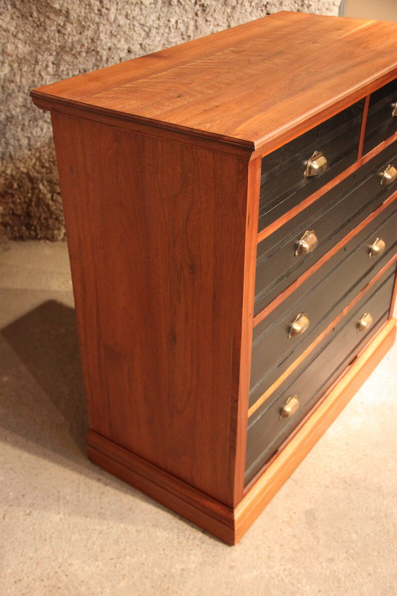 English mahogany black dresser