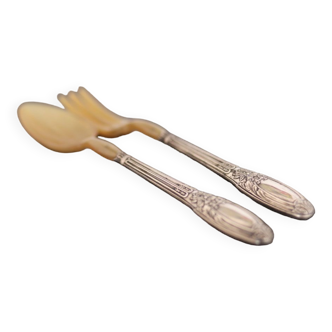 Salad cutlery in silver metal and horn
