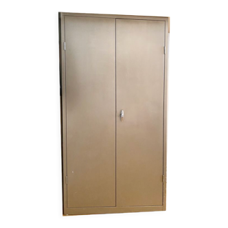 Armoire industrielle