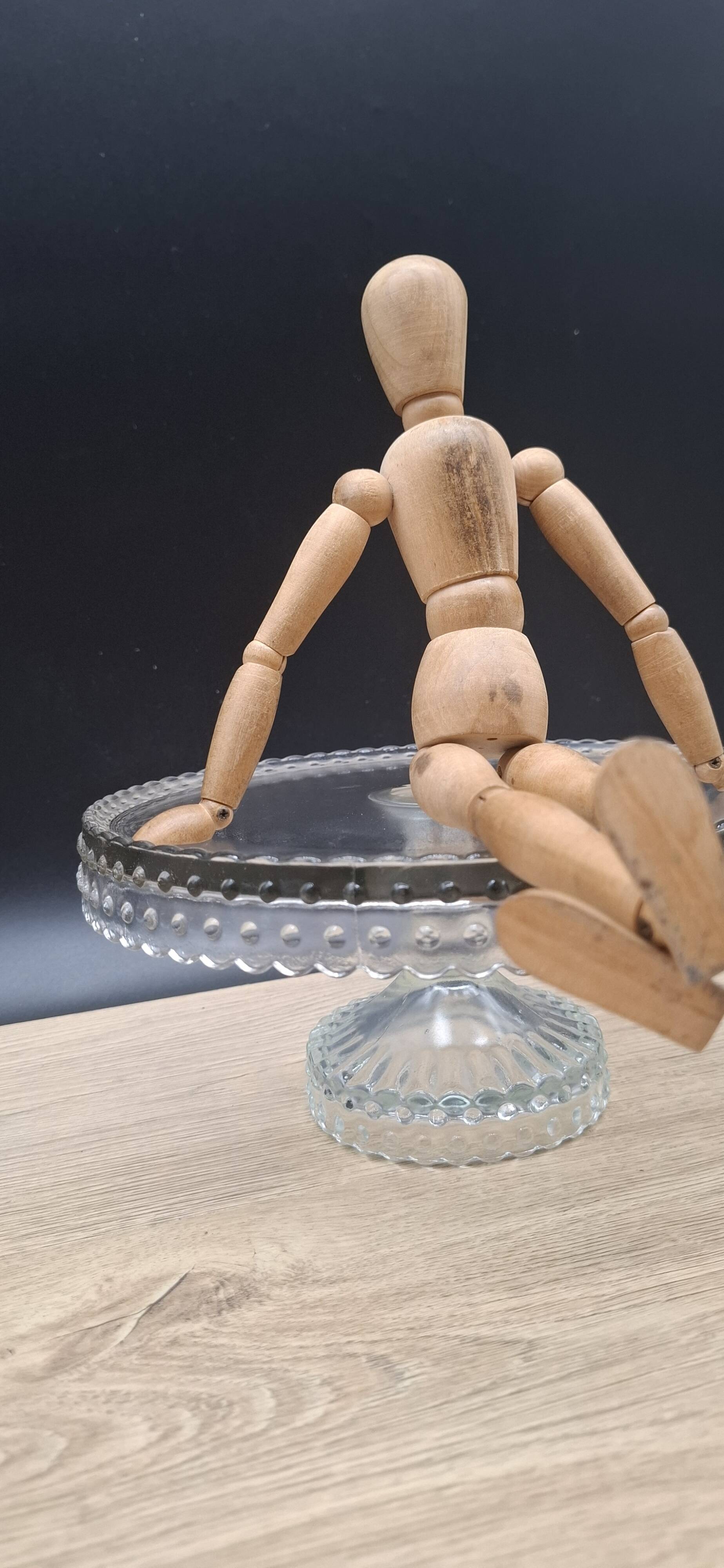 Transparent cake dish balls 04