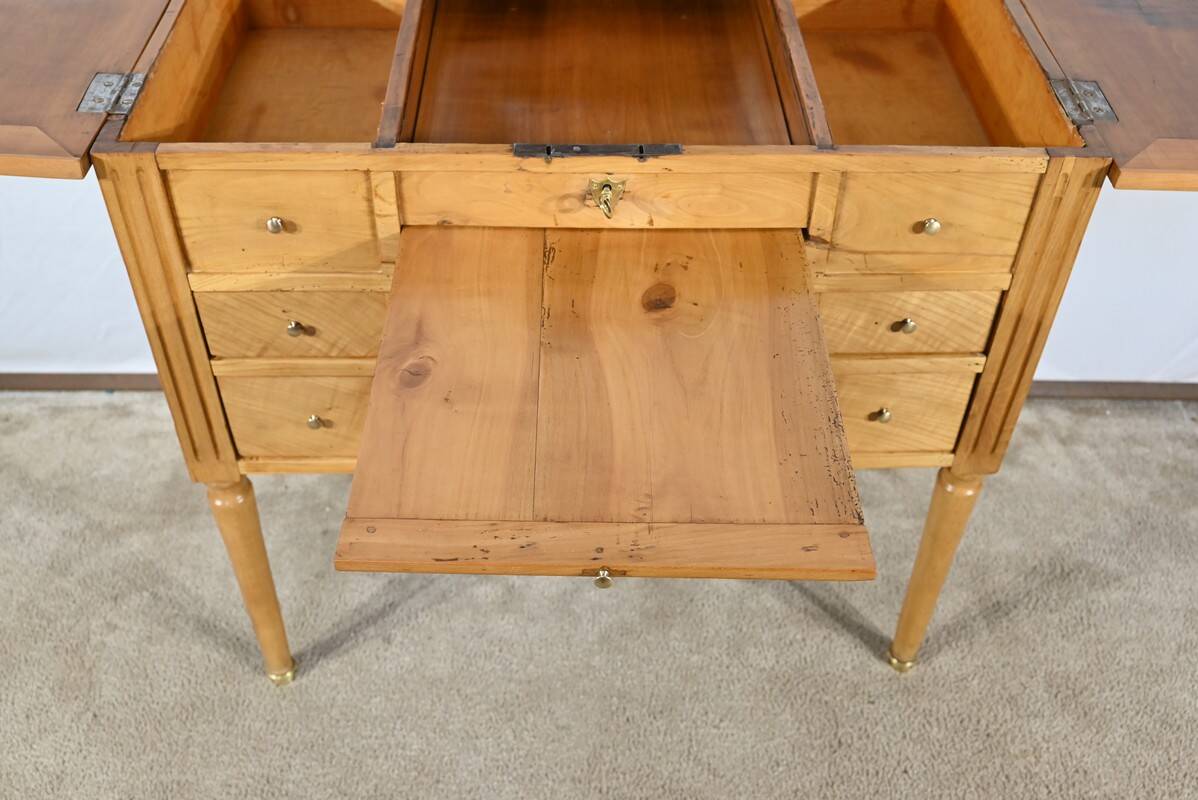 Small Dressing Table in Solid Cherry, Louis XVI Period – Late 18th Century