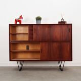 Buffet haut en teck, design danois, années 1970, production : Danemark