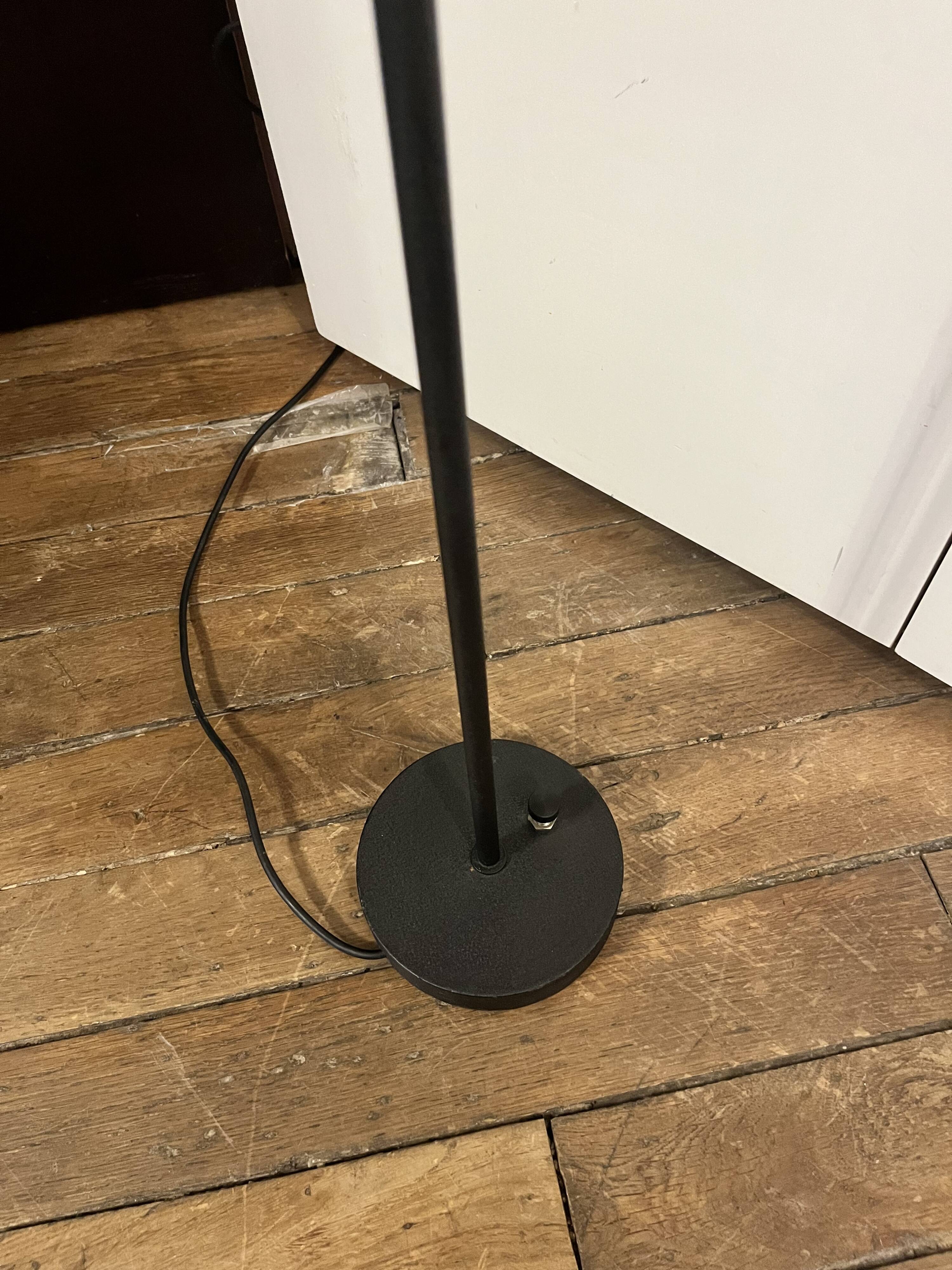 Floor lamp 1081 design Gino Sarfatti Arteluce edition vintage 50s-60s