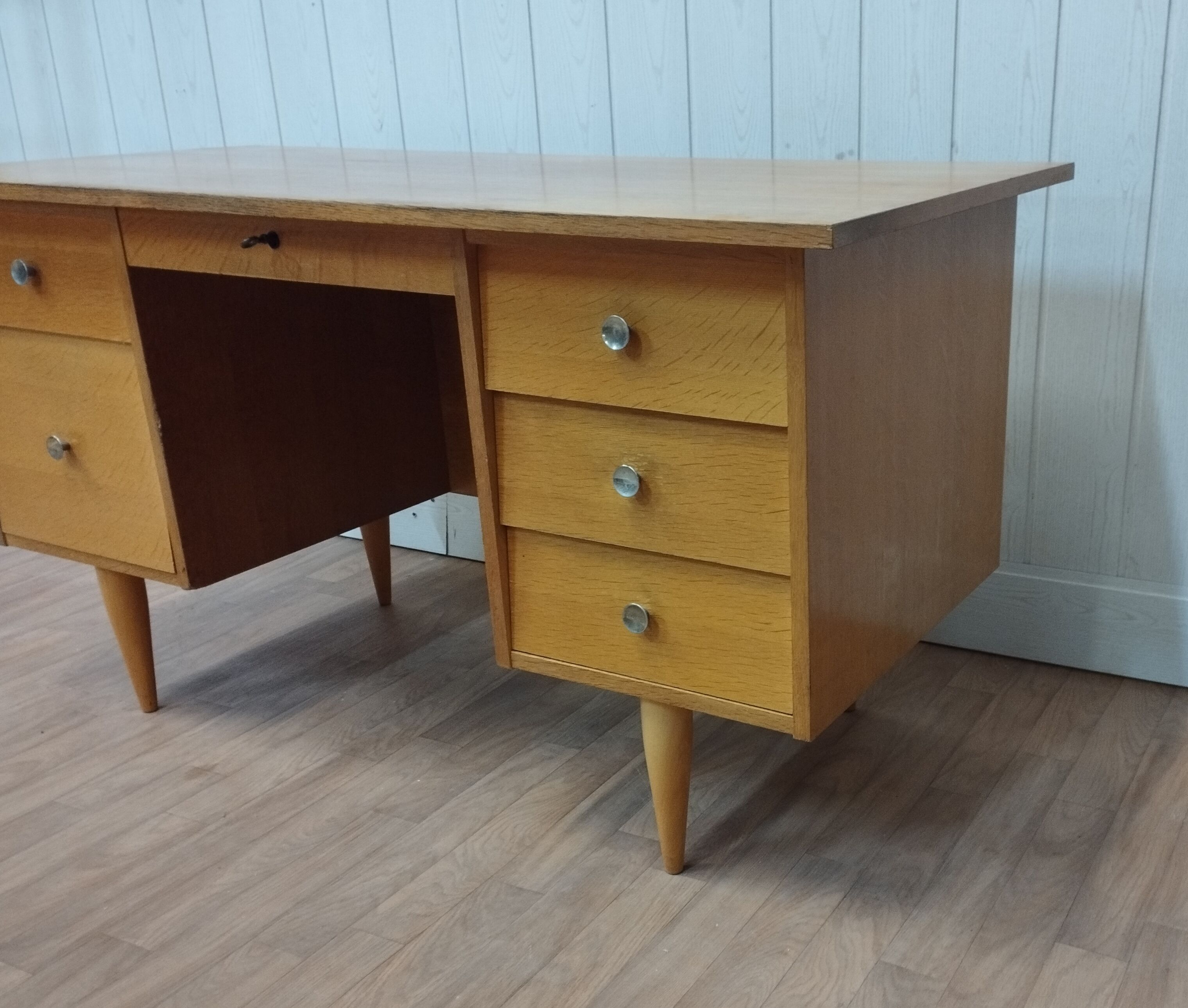 Vintage desk 60s