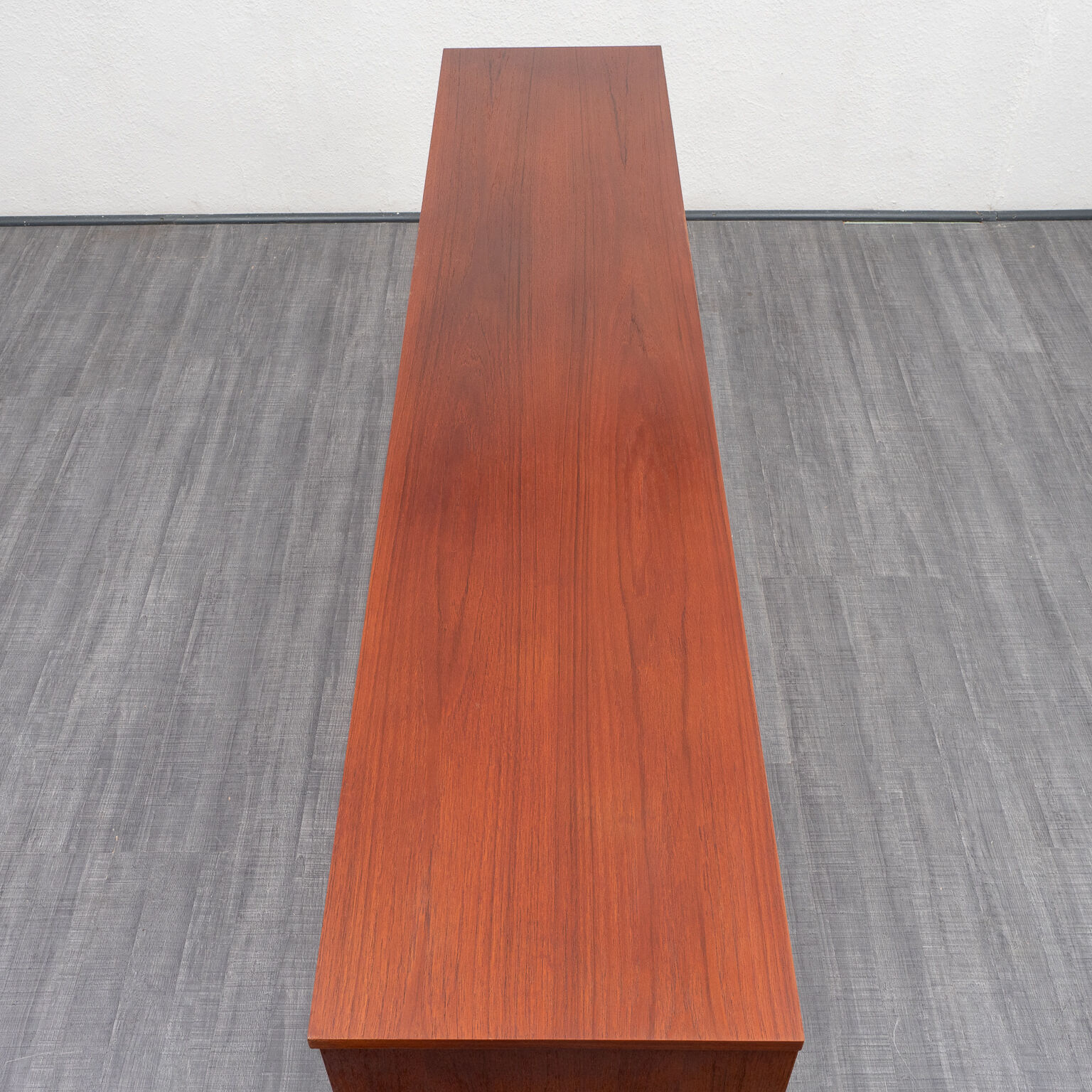 Scandinavian-style teak line, sliding door