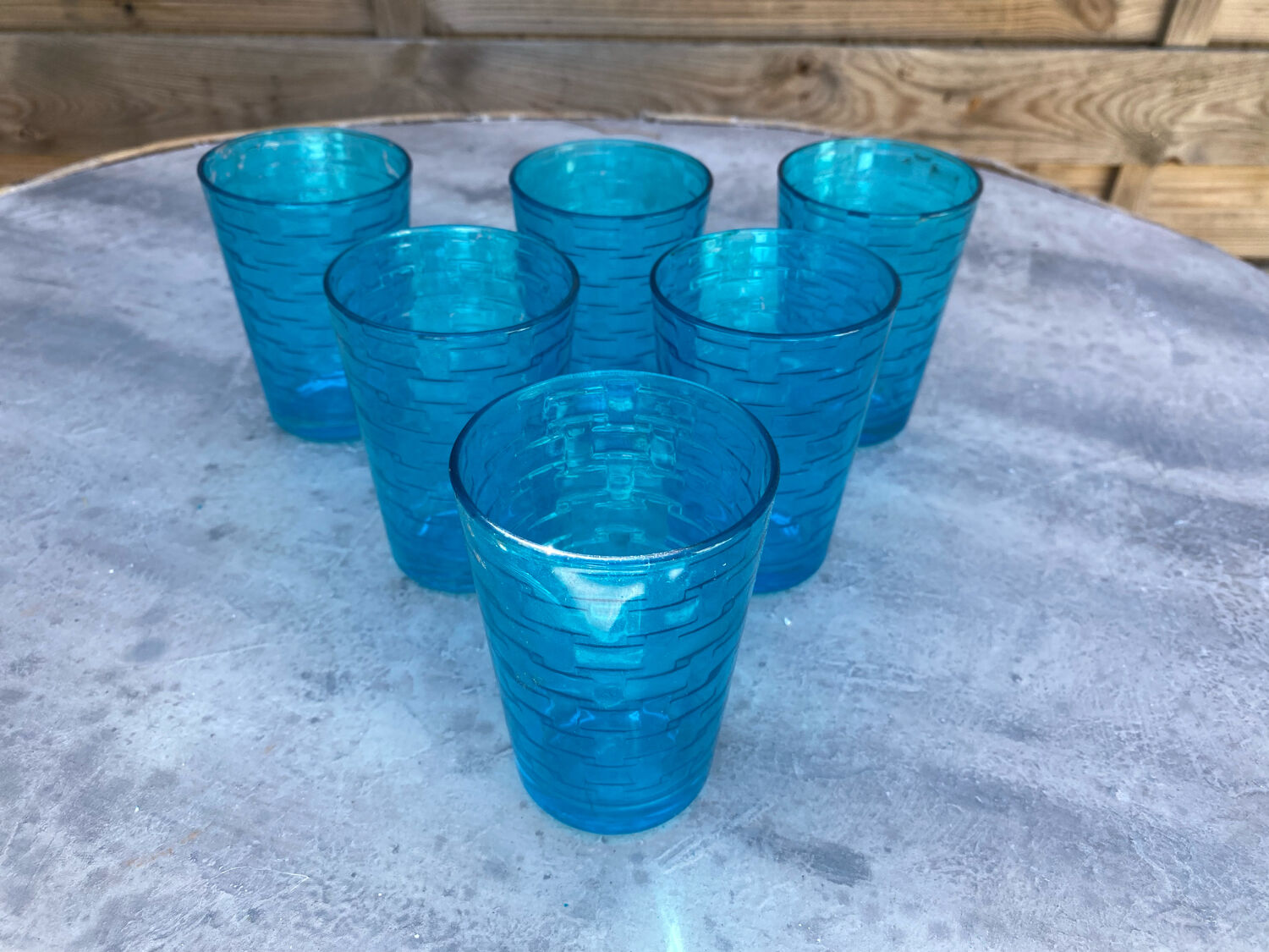Series of 6 blue glasses