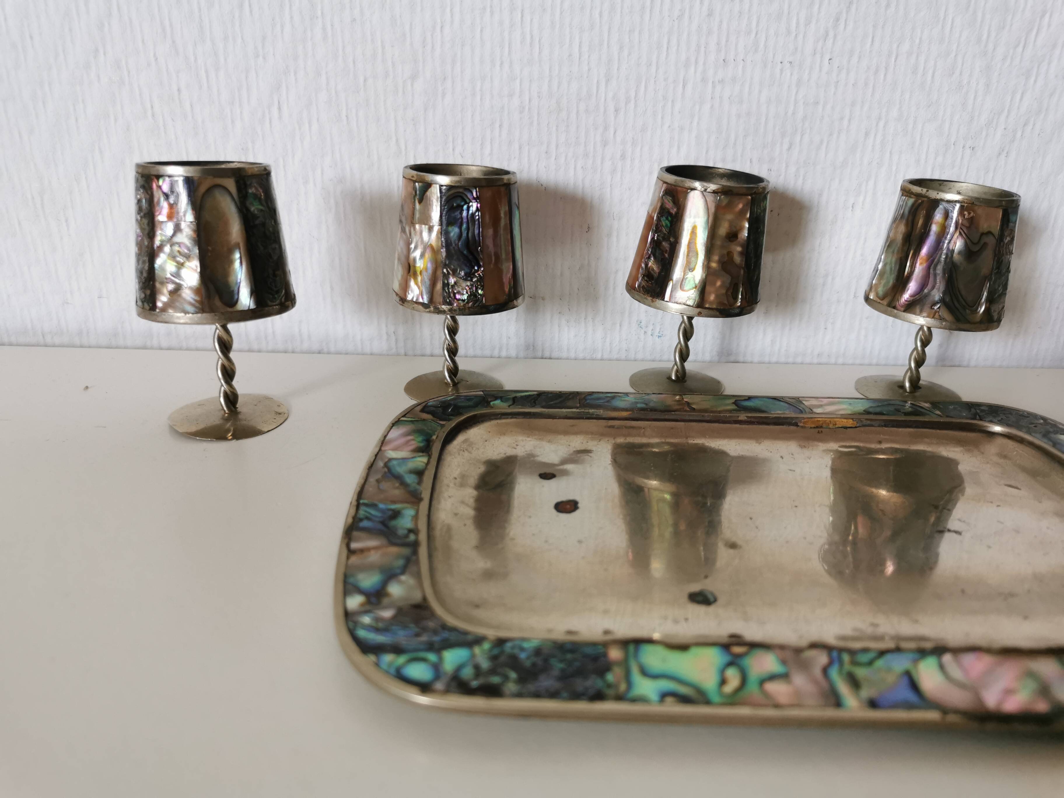 digestive service, glass and tray in silver metal Mexican abalone