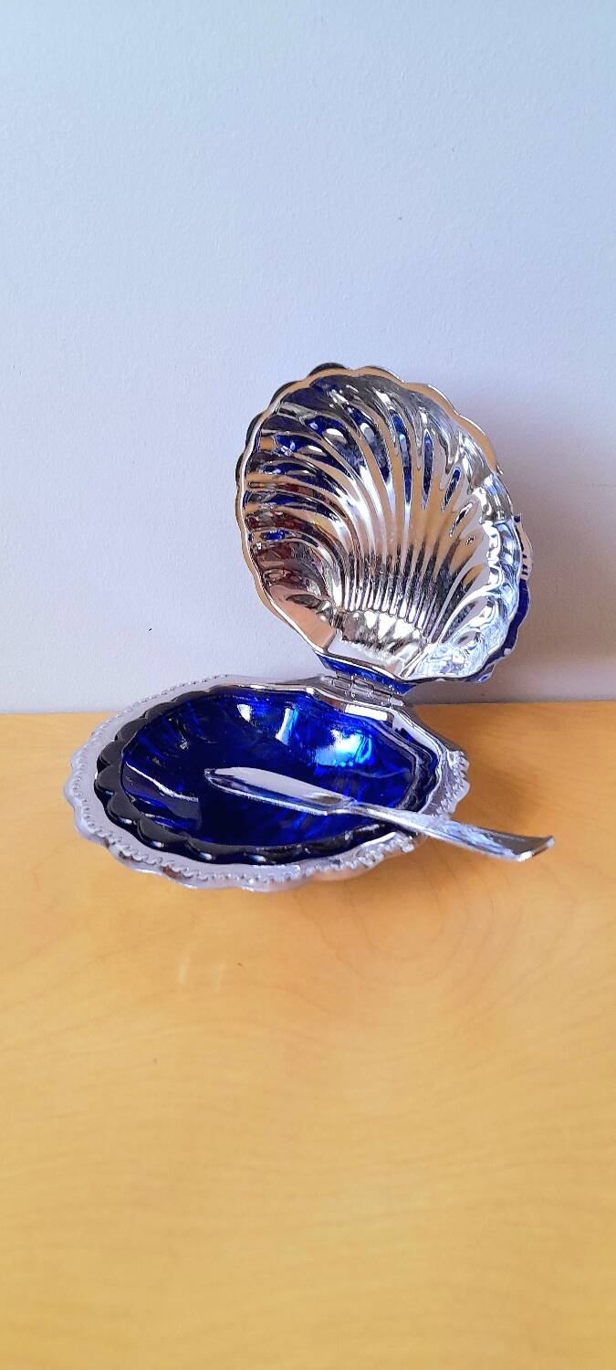 Stainless steel shell butter dish, 1970.
